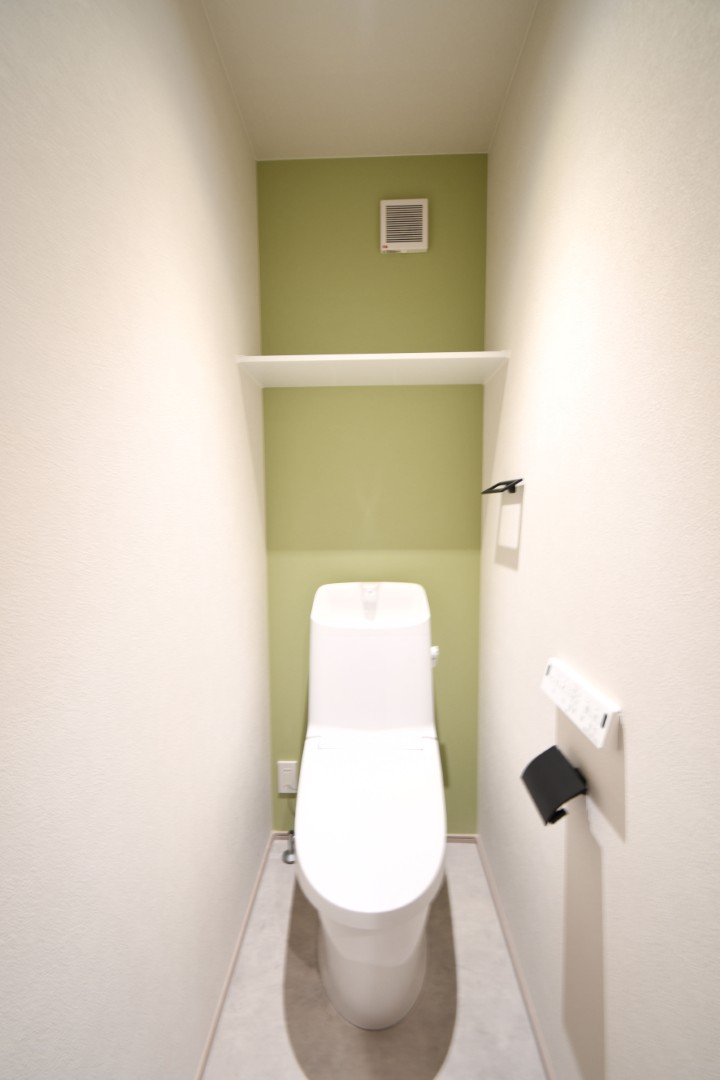 2階にもトイレを設置！夜間に１Fへ降りることもないのでお子様でも安心できます♪