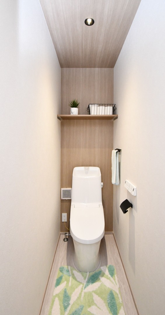  2階にもトイレを設置！夜間に１Fへ降りることもないのでお子様でも安心できます♪ 