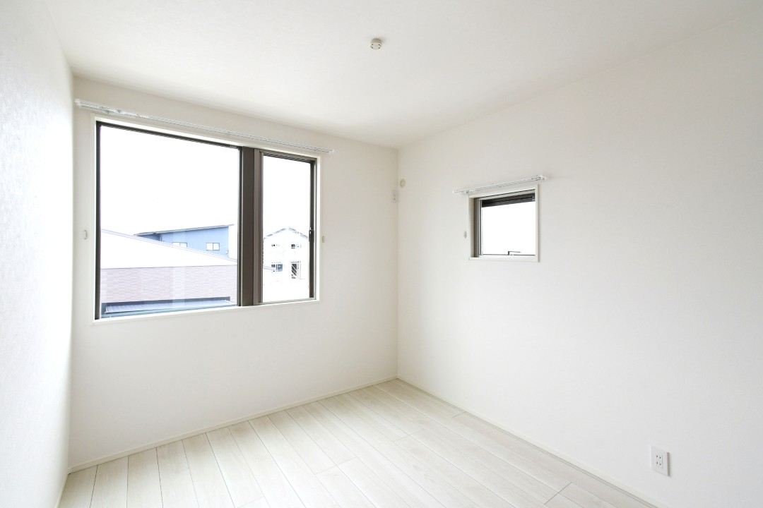 ２階は4室確保！子ども部屋もしっかり取れます。自分だけの空間が嬉しい♪※施工事例です。実物とは異なります。詳しくはお問い合わせください。