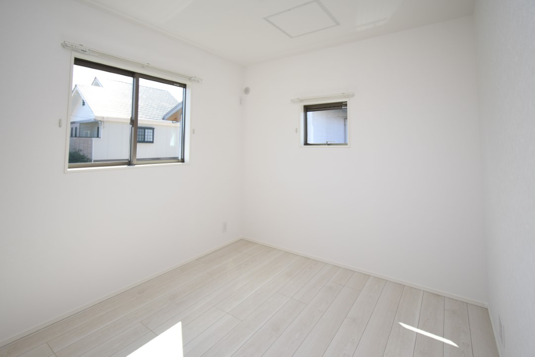 ２階は3室確保！子ども部屋もしっかり取れます。自分だけの空間が嬉しい♪※施工事例です。実物とは異なります。詳しくはお問い合わせください。 