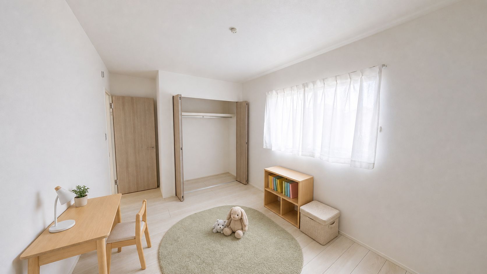 明るい窓辺の洋室は子ども部屋にぴったり。クローゼット付きで、おもちゃも学用品もすっきり片付きます。※CGにて家具を合成しています