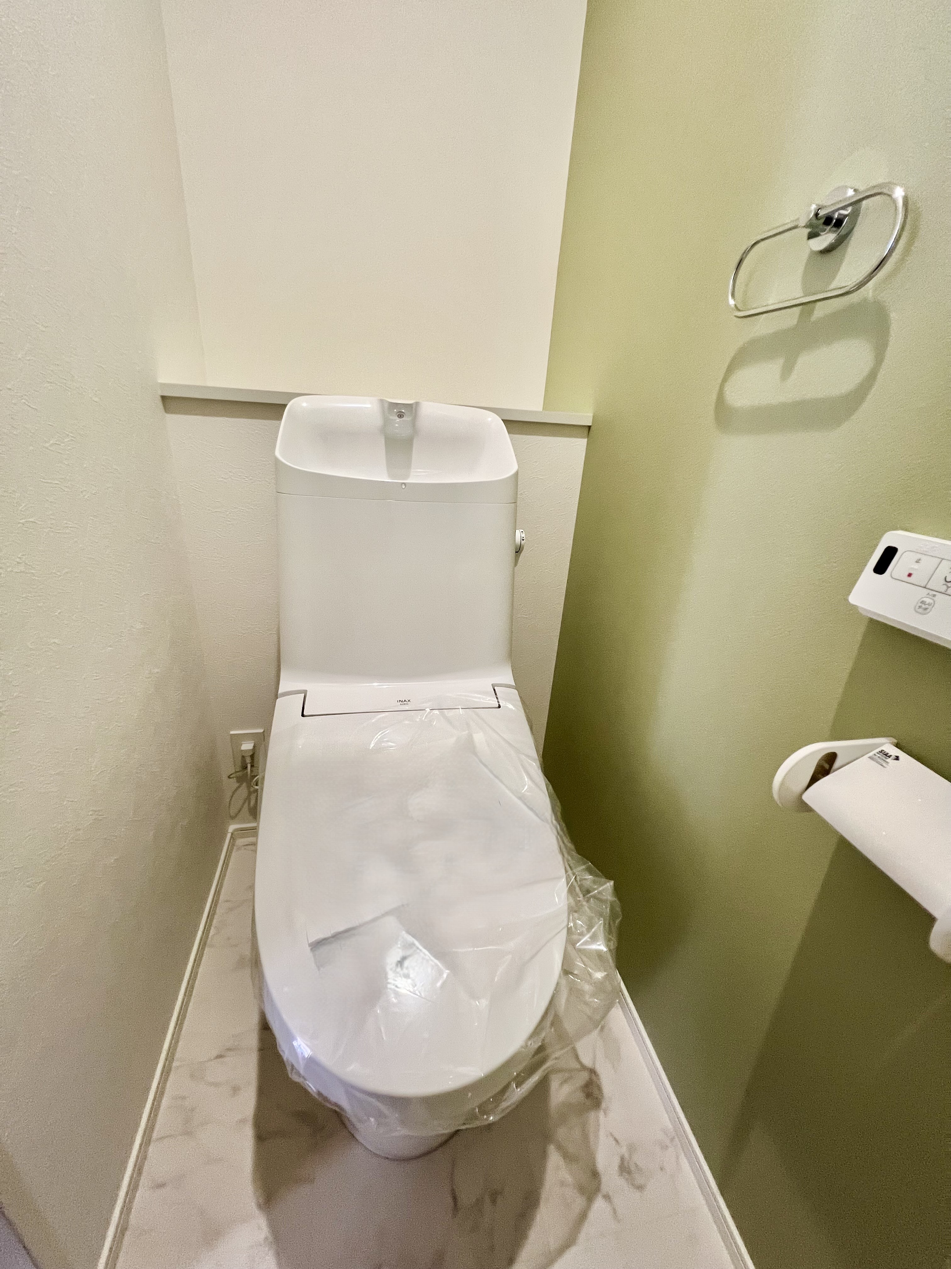 お掃除ラクラク♪温水洗浄便座トイレ。