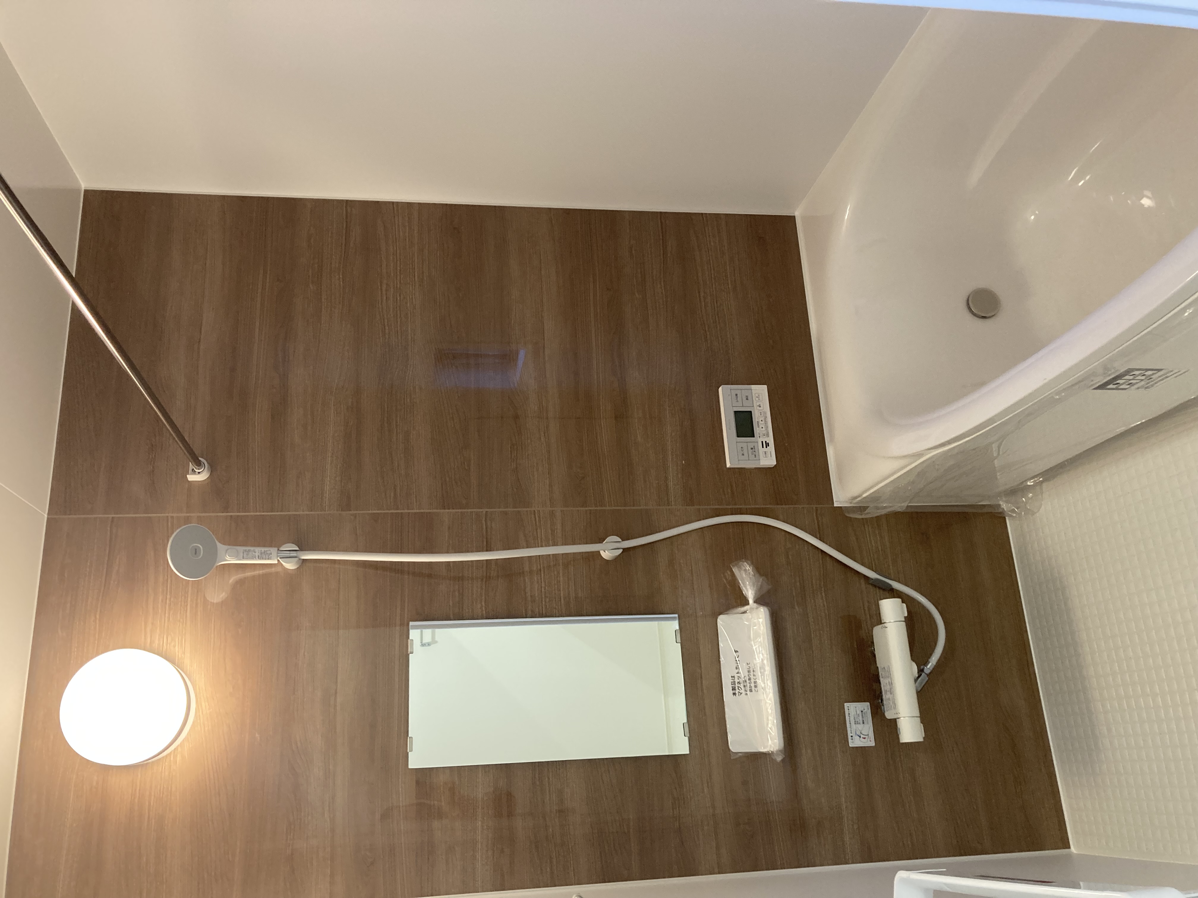 浴槽はゆったり入れる１坪タイプ♪