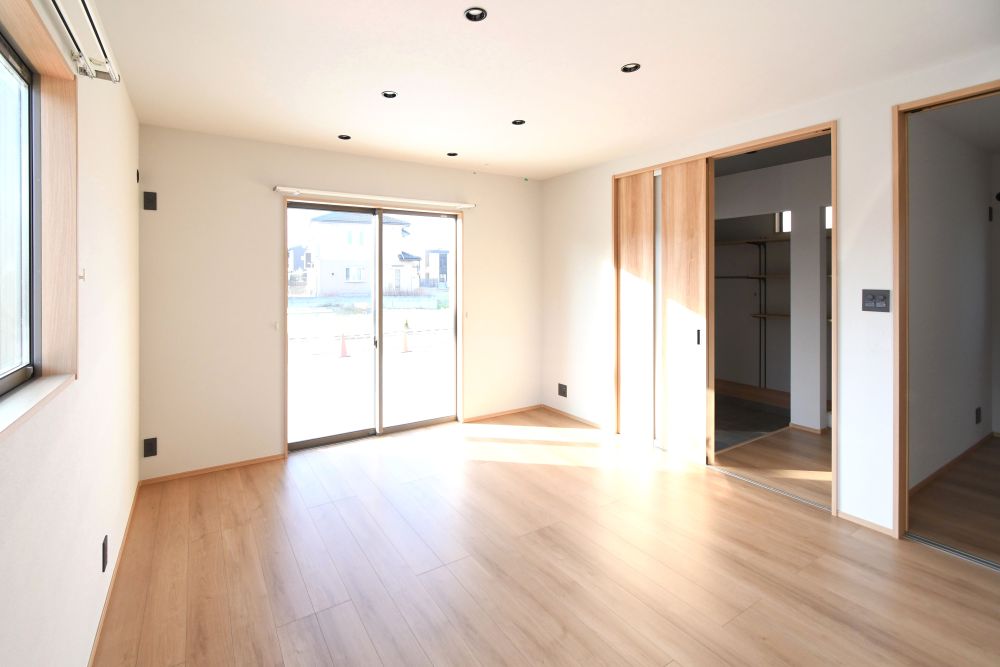 家族が集まるリビングは15.1帖。 ご家族が自然に集まれる空間を考えました。大切なお家時間も自然に演出。