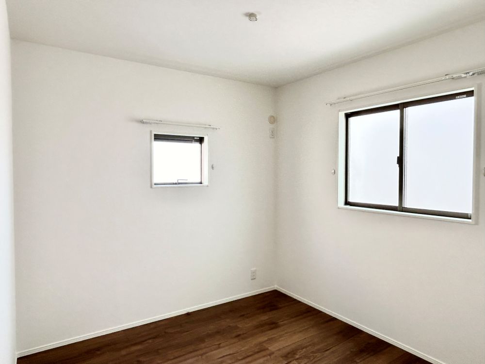 2階は主寝室の他に2室！お子様の部屋や趣味の部屋にすることで主寝室回りがスッキリします♪※画像はイメージです