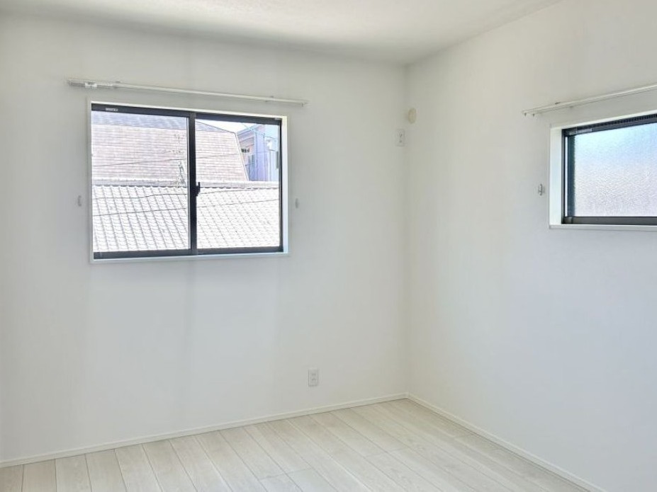 2階は3室確保！子ども部屋もしっかり取れます。 書斎にすることも出来、自分だけの空間を演出できます♪※施工事例です。実物とは異なります。