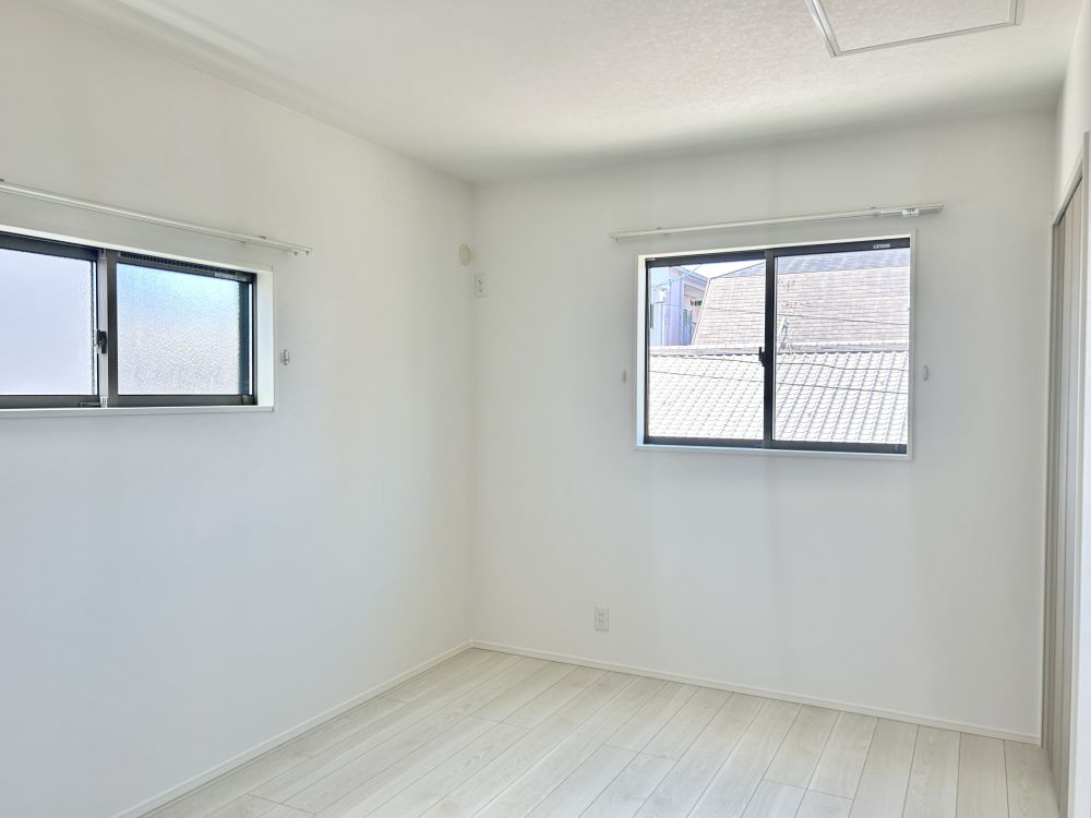 2階の洋室は子ども部屋や仕事部屋など、様々なご家庭のスタイルに合わせて使用していただけます。