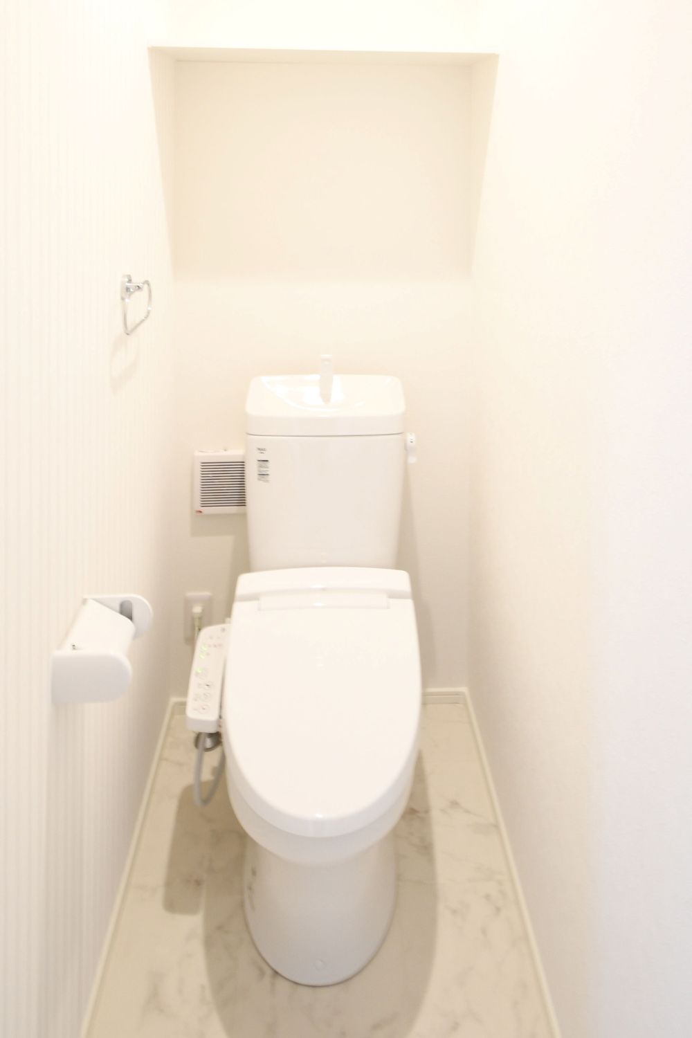 2階にもトイレを設置！夜間に１Fへ降りることもないのでお子様でも安心できます♪