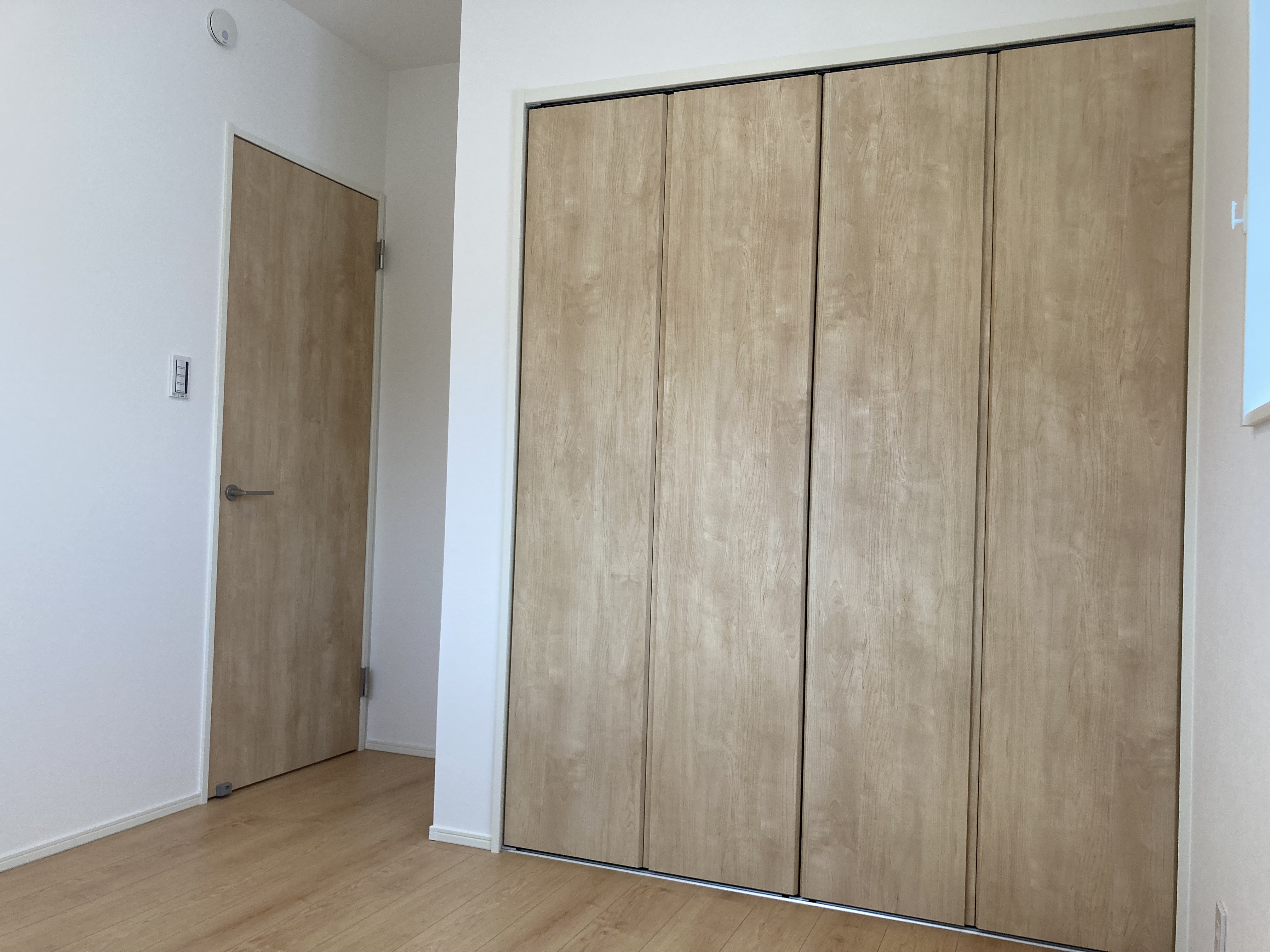 洋室～２階は３室あり子ども部屋もしっかりとれます