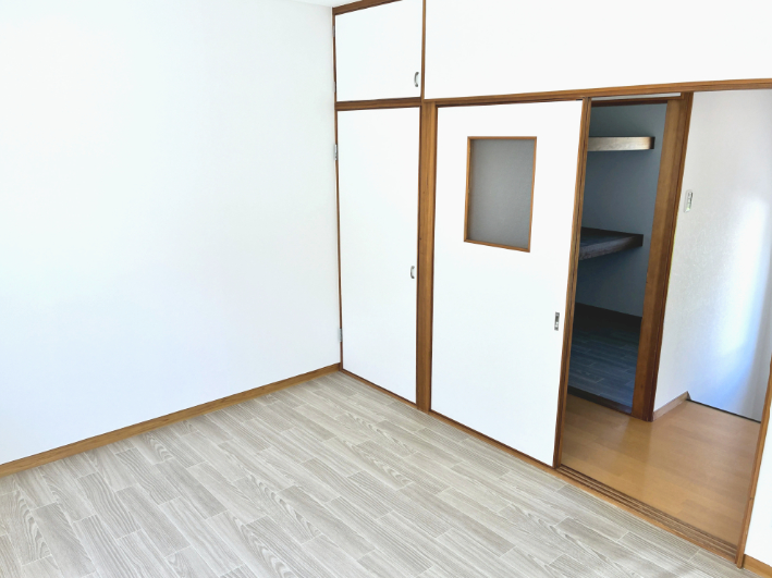 ２階洋室　２階は洋室が３部屋あります。