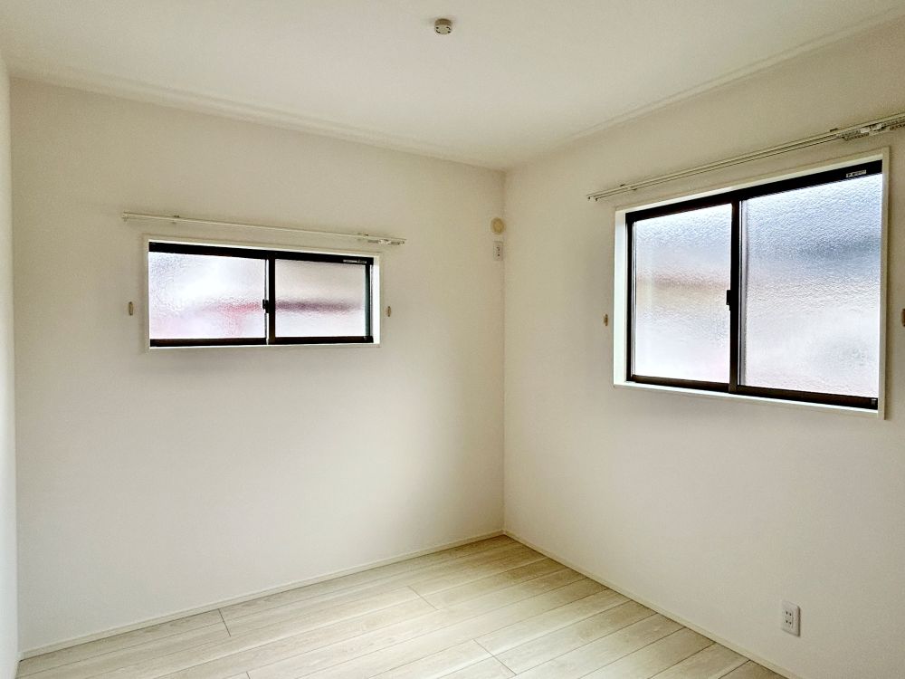 2階は3室確保！子ども部屋もしっかり取れます。 書斎にすることも出来、自分だけの空間を演出できます♪※施工事例です。実際とは異なります。