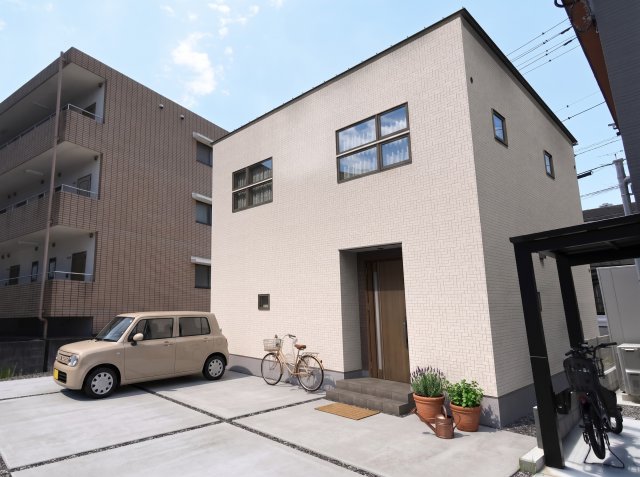 間取りは4LDKとプライベートスペースを確保しつつ、家族団らんもできる住まいです♪※完成予想図