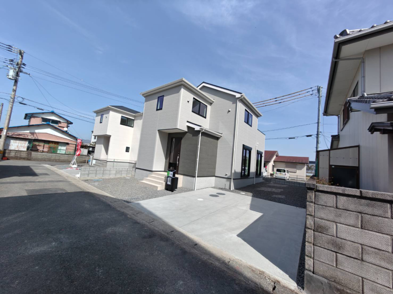 リナージュネクスジー藍住町勝瑞　2号棟
