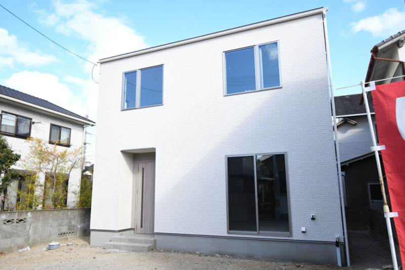  【2月限定価格】丸亀市城東町建売④【春を待つ家】　新築　4LDK　【即入居可能！】【内覧可能！】☆ファミリーマート丸亀土居町店まで　徒歩7分☆